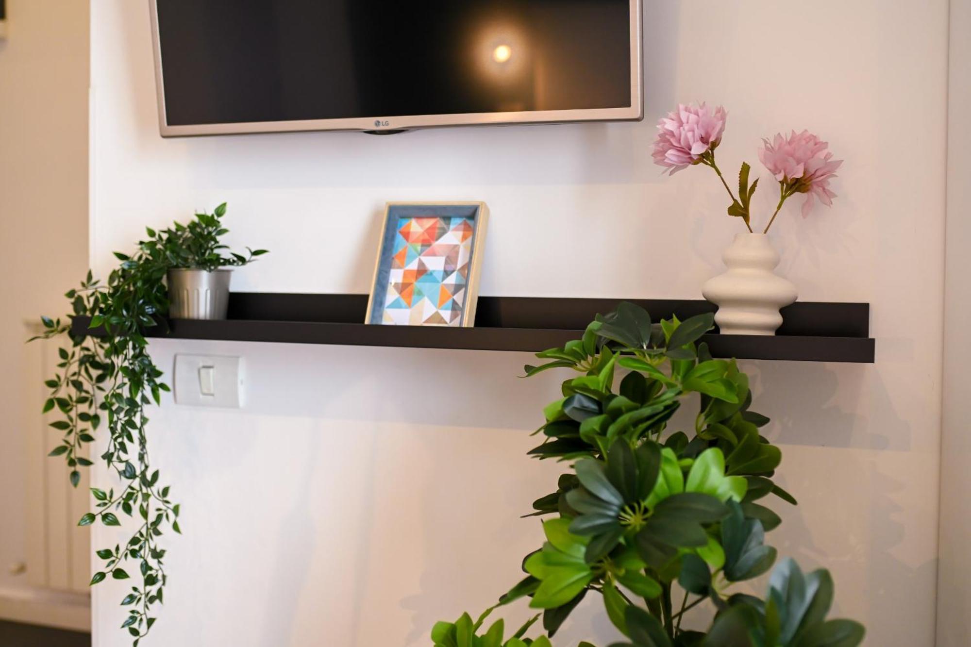 Urban Elegance - Stylish Central Accommodation Bucarest Camera foto